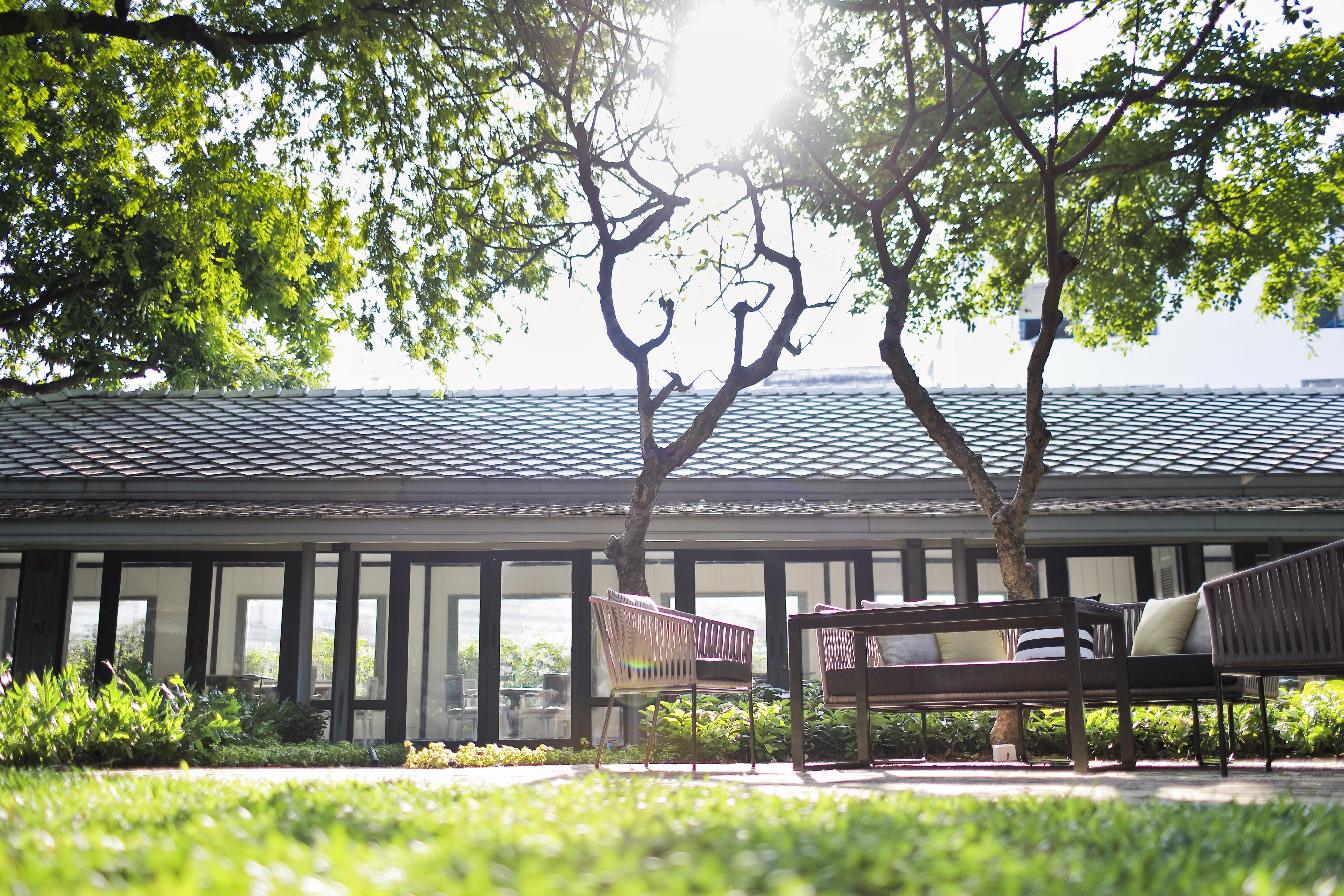 The Raweekanlaya Bangkok Exterior foto The library