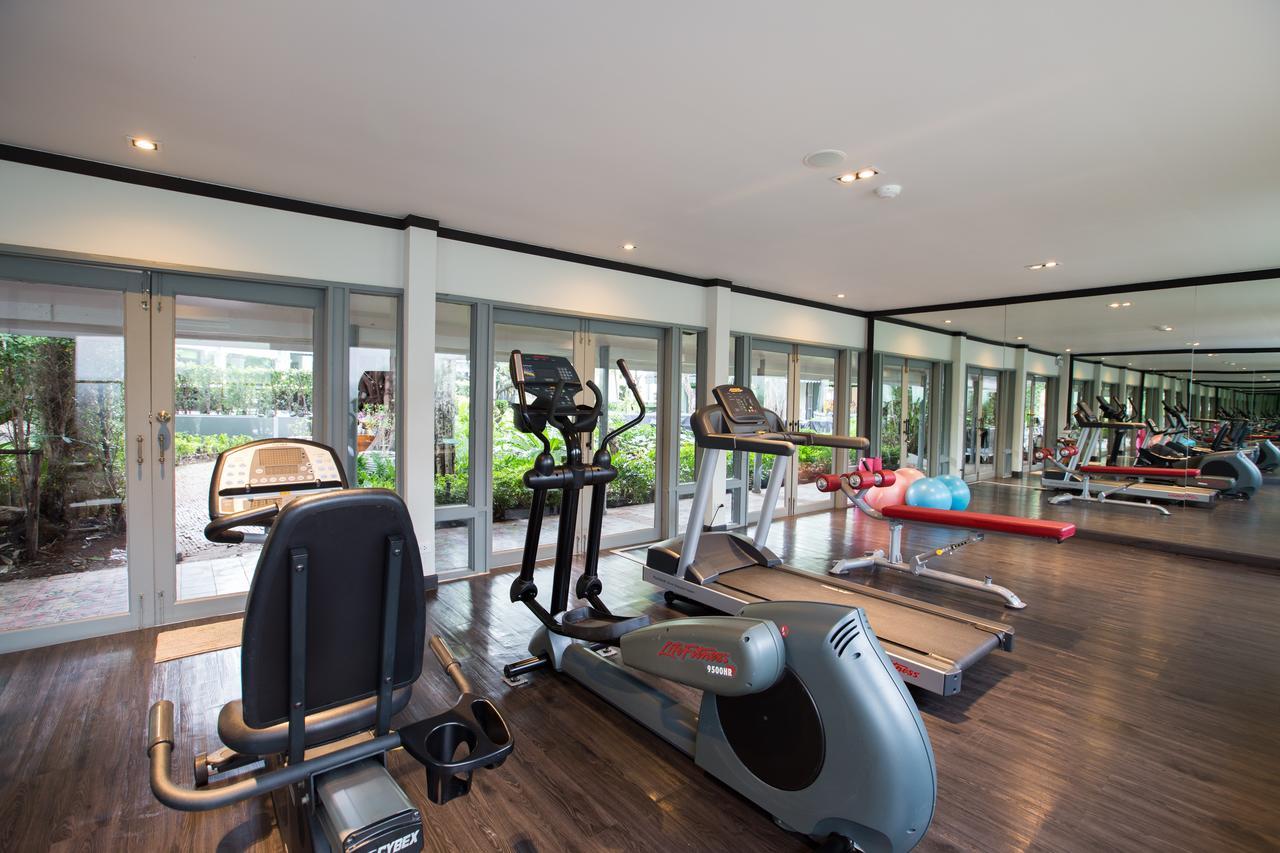 The Raweekanlaya Bangkok Exterior foto The gym at the hotel