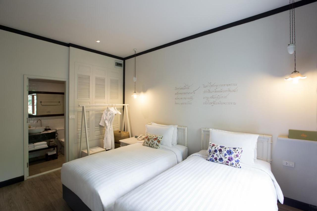 The Raweekanlaya Bangkok Exterior foto Deluxe Room